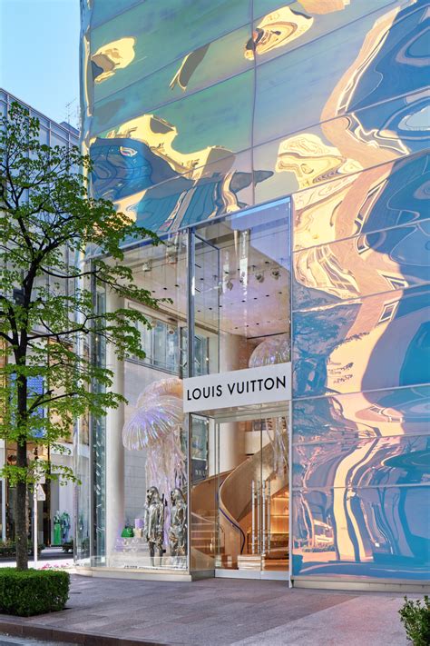 louis vuitton tokyo.